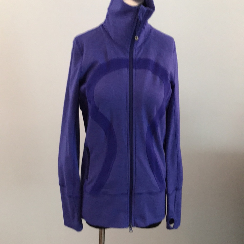 $138 Lululemon In Stride Zip Up jacket Size 6 Rare Color purple blue striped - Picture 3 of 13